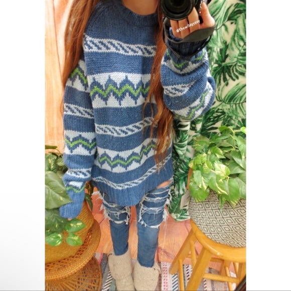 Vintage Abercrombie funky retro oversized sweater 🦋 - Picture 2 of 8